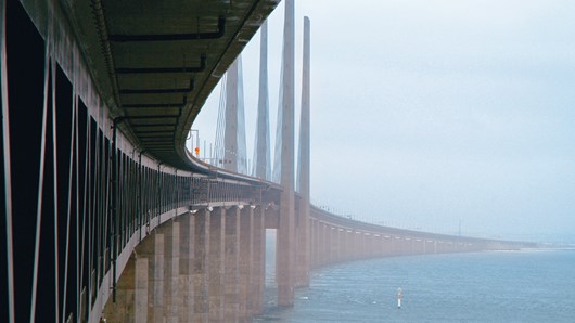 Øresundský most, Švédsko a Dánsko
