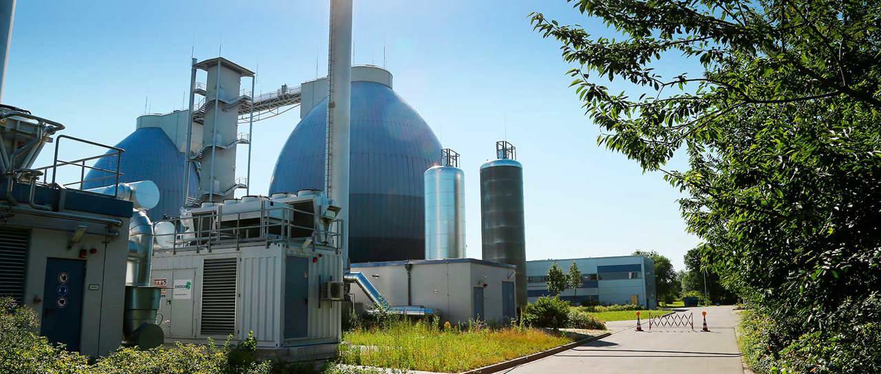 Cable and pipe seals for water management