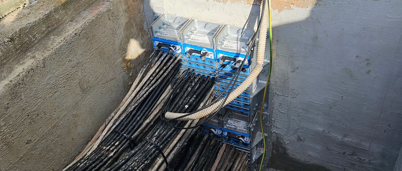Securing the largest AIS substation retrofit in the Balkans