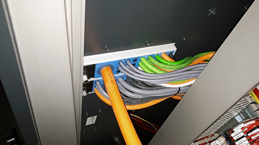 Шкафные решения Roxtec для Пермского завода металлообрабатывающих центров