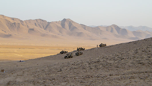 防衛車両向けのケーブルシール