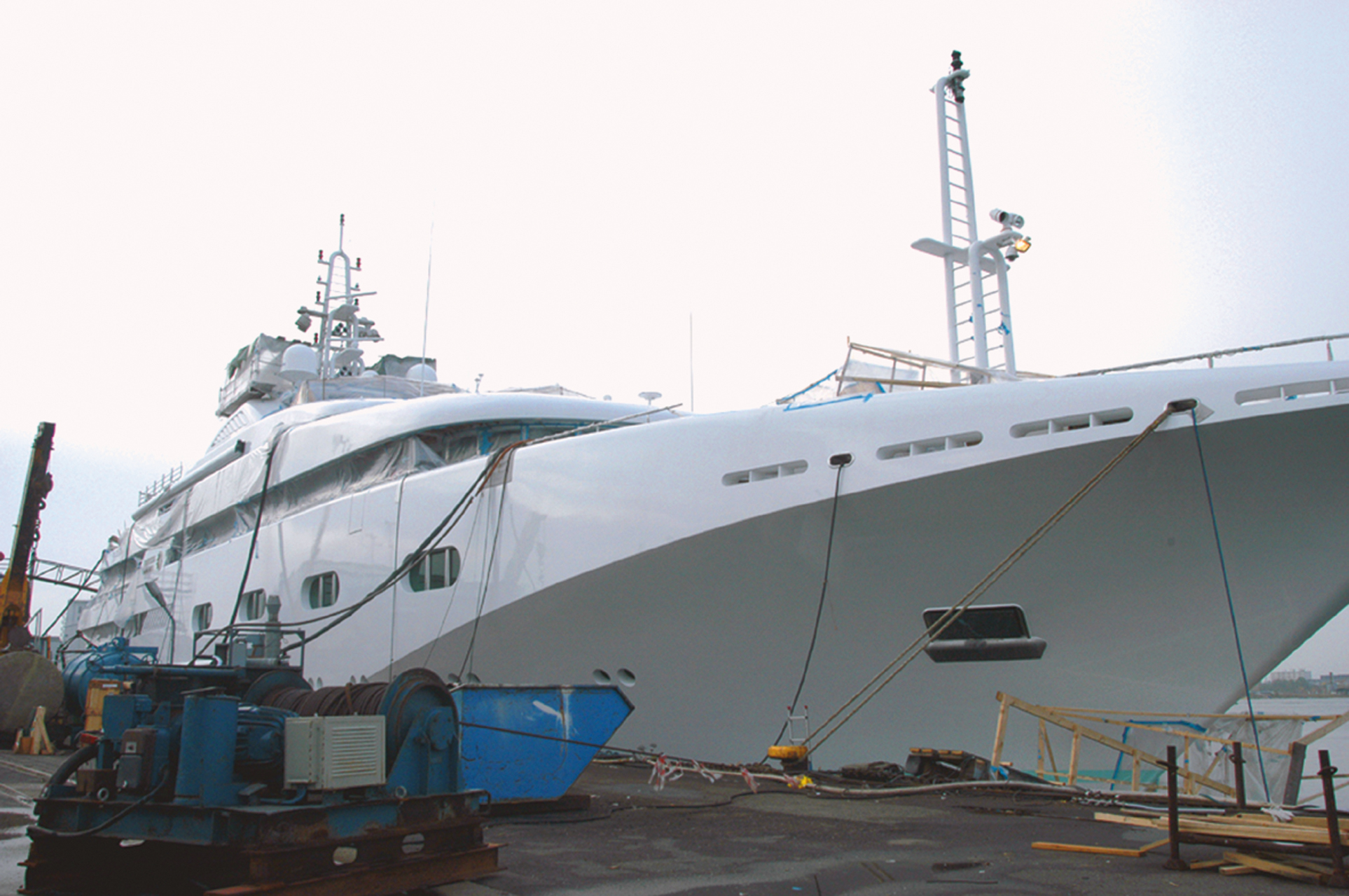 Gennemføringer til superluksusyachter