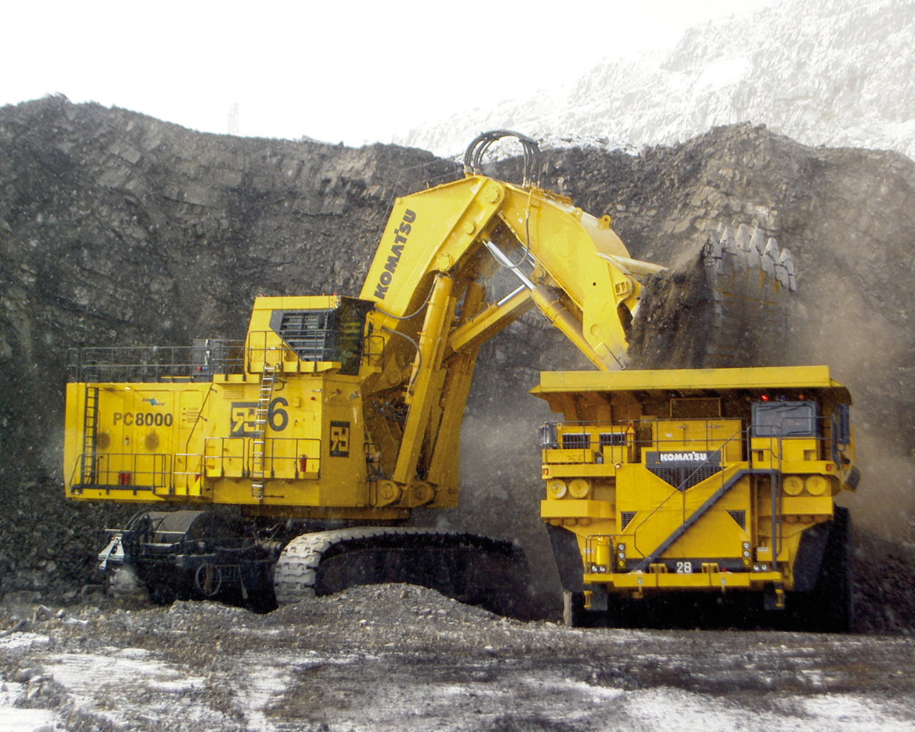 Roxtec seals in Komatsu mining equipment – Komatsu, Germany