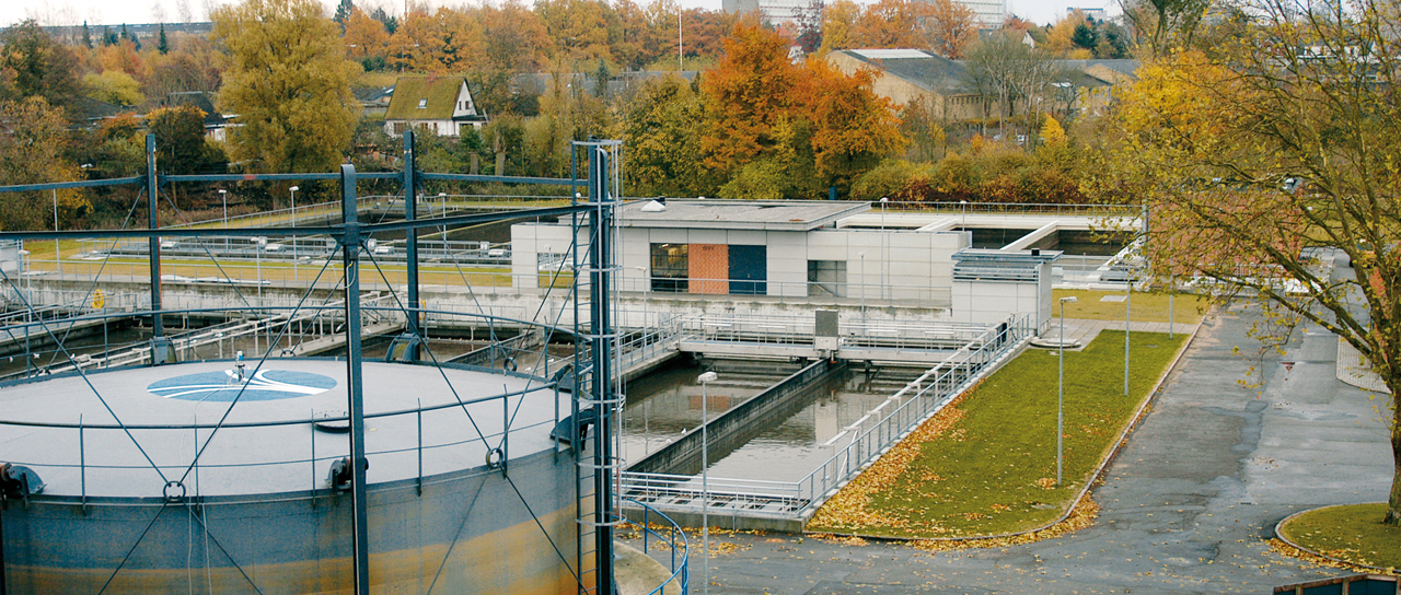Seals for refurbishment of water treatment plants