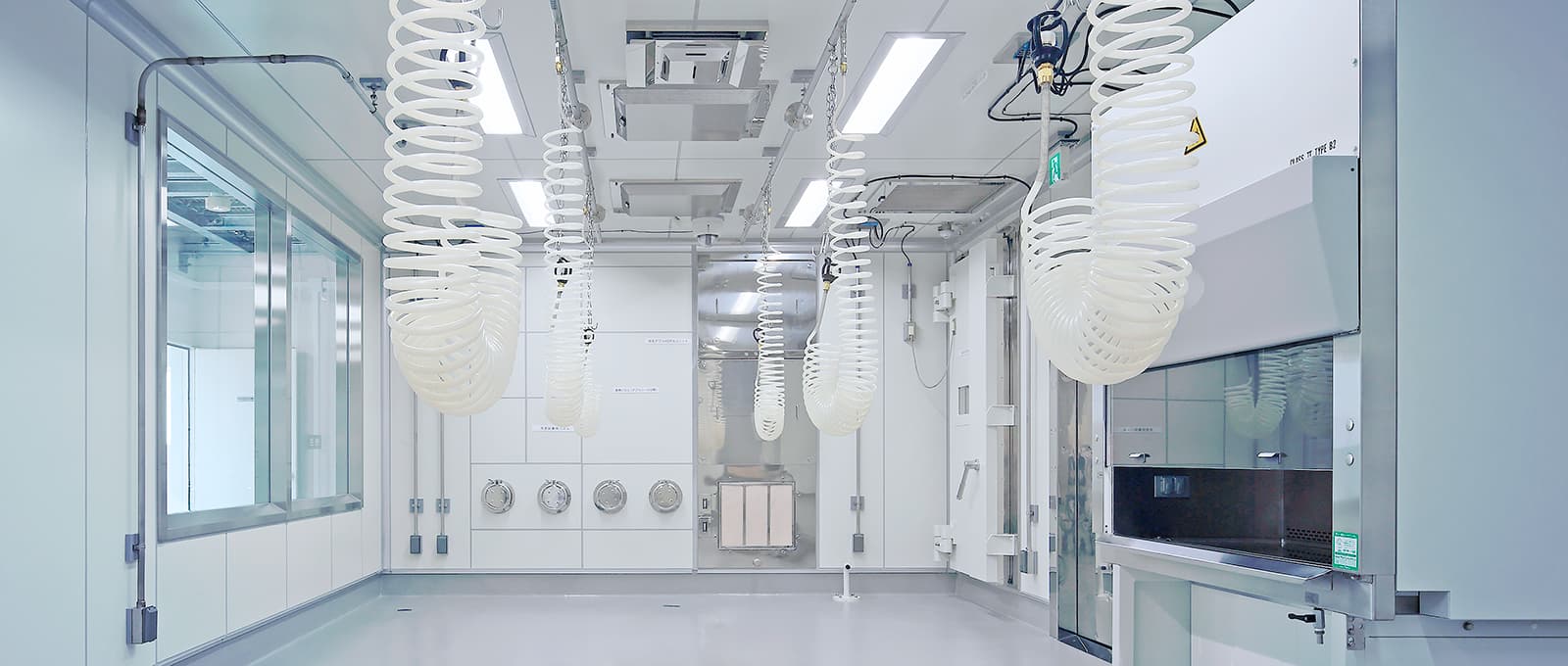 Reliable cable and pipe seals for advanced facilities