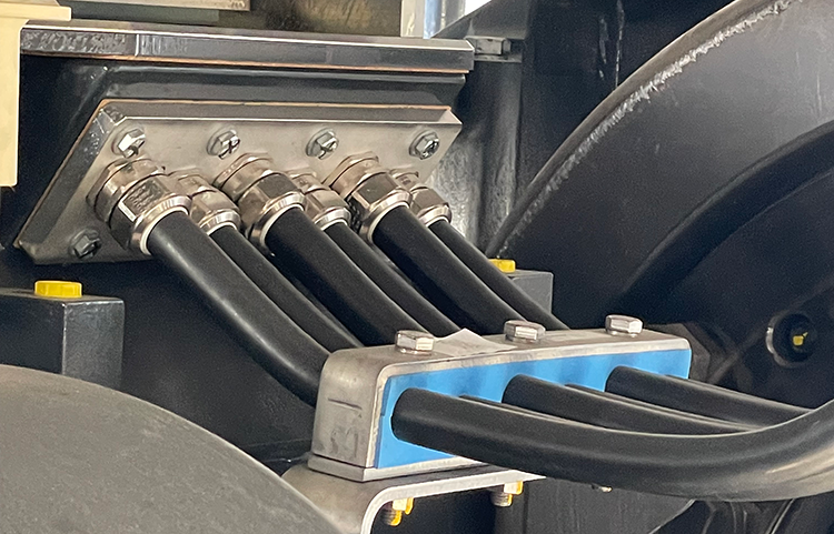 firm cable clamps