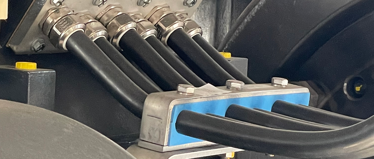 Increase cable life by clamping with Roxtec solutions
