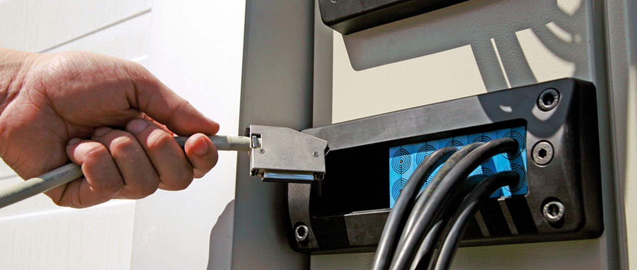 Roxtec cabinet seals available for EPLAN users