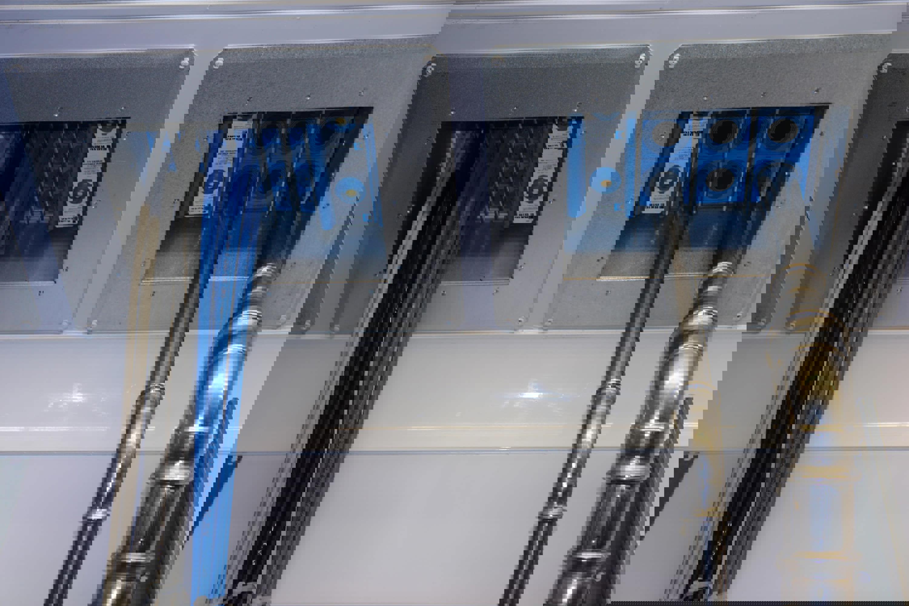 Roxtec cable and pipe seals protect CANCOM data center solutions ...