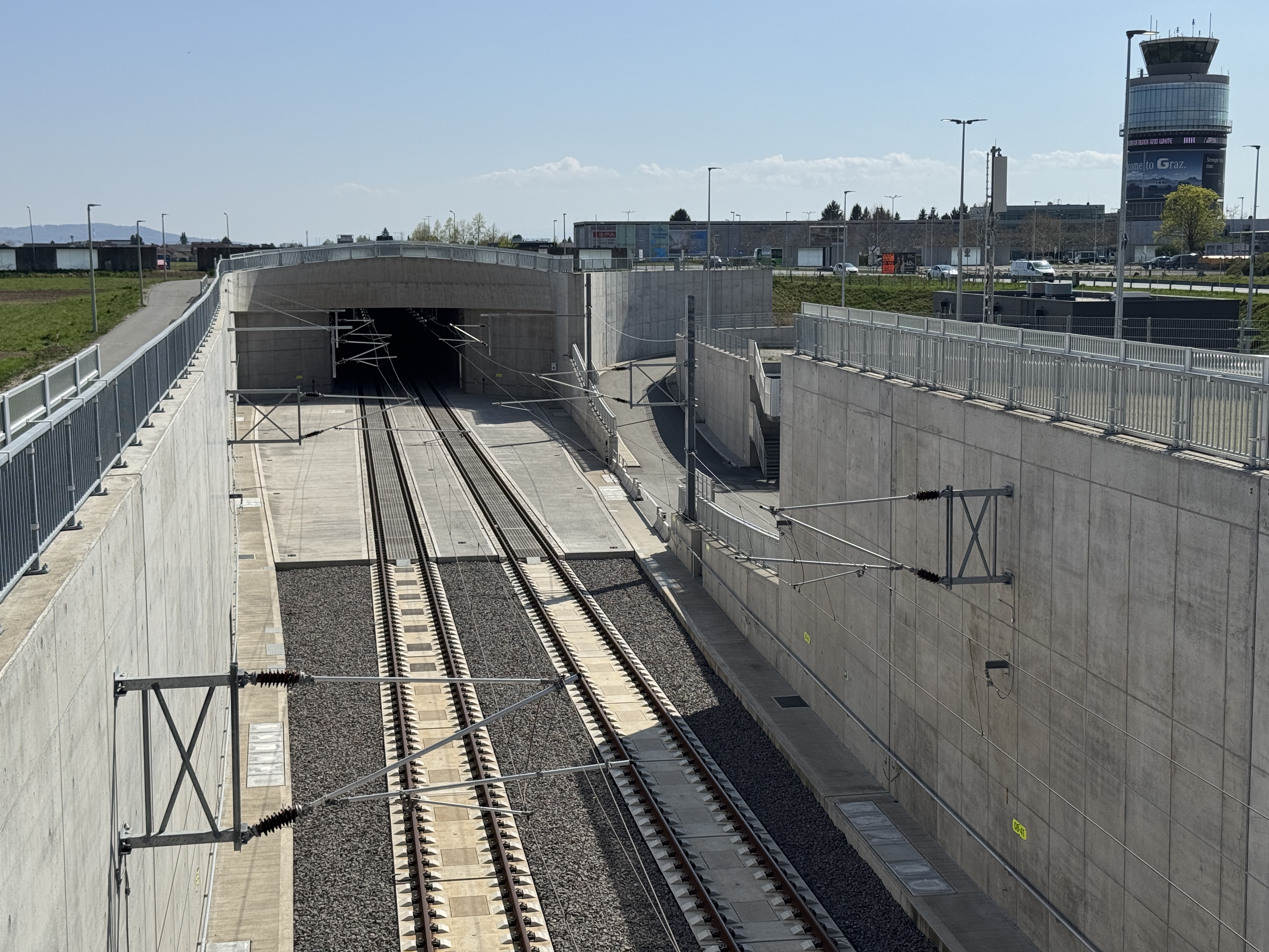 Roxtec seals ensure safety in railway tunnel – Porr, Austria