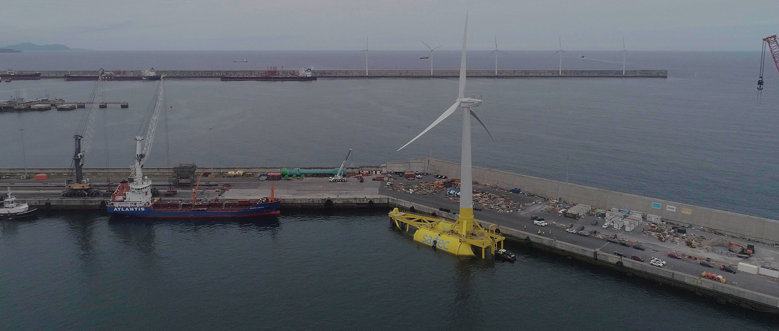 Vodot&#x11B;sn&#xE1; t&#x11B;sn&#x11B;n&#xED; pro plovouc&#xED; v&#x11B;trn&#xE9; turb&#xED;ny &#x2013; Saitec Offshore Technologies, &#x160;pan&#x11B;lsko