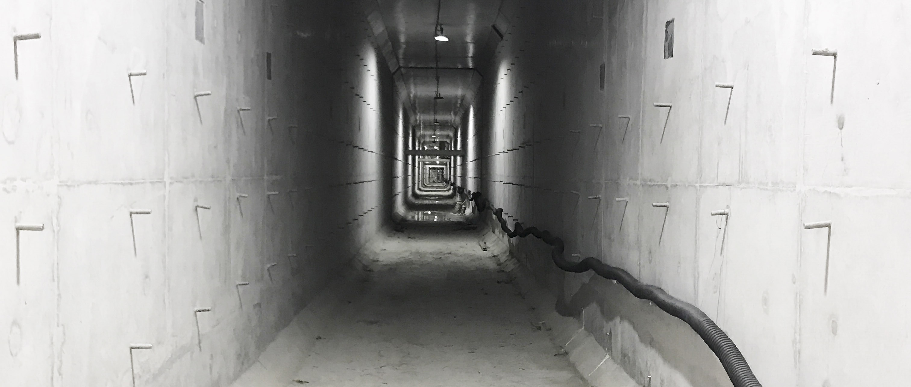 Watertight utility tunnel