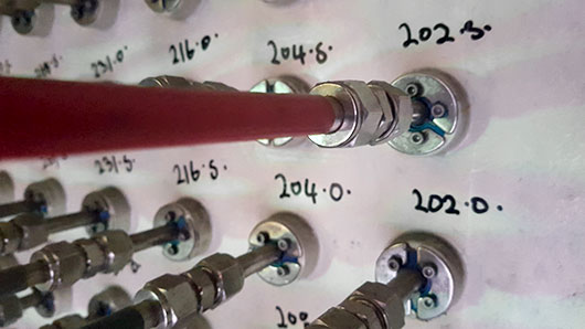 Нефтеналивной танкер, работающий на СПГ, Южная Корея