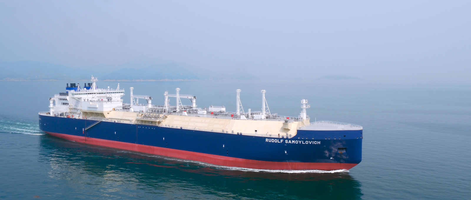 Roxtec transits protect the world's first ARC-7 LNG carrier