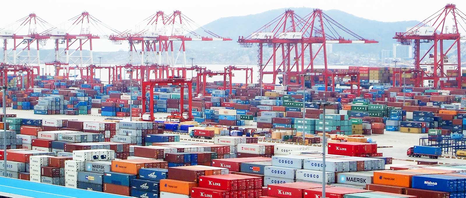 港湾インフラの安全を確保する貫通部シール