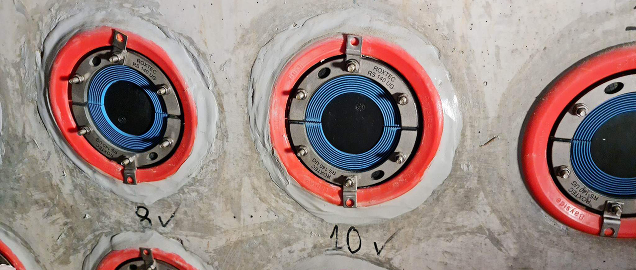 Cable and conduit seals for underground substations